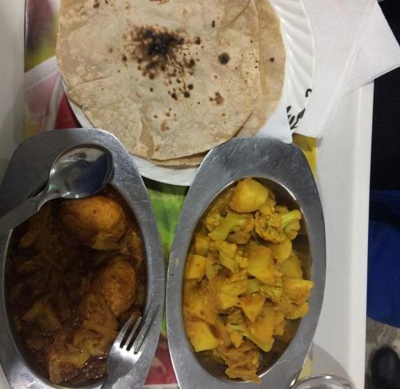 هتل Maurya Vihar Bodhgaya