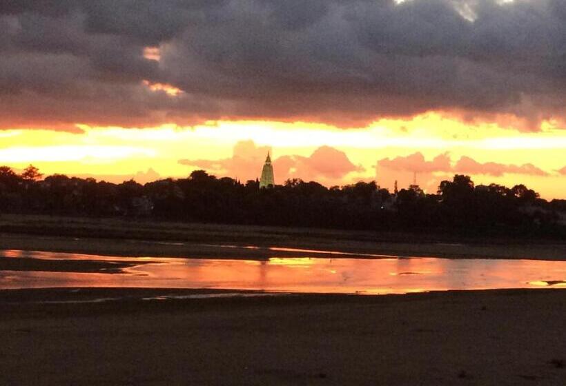 هتل Maurya Vihar Bodhgaya