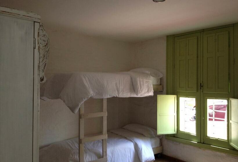 Ah Lo Carmelo Hostel Boutique