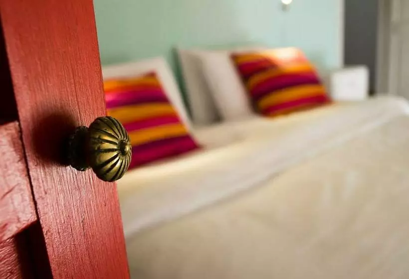 Ah Lo Carmelo Hostel Boutique