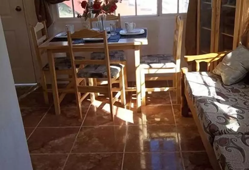 پانسیون Tranquil Guest House