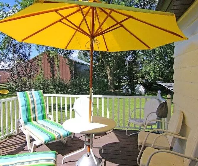 Fairmount Bed & Breakfast