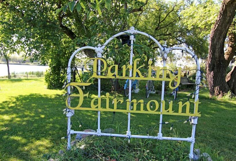 Fairmount Bed & Breakfast