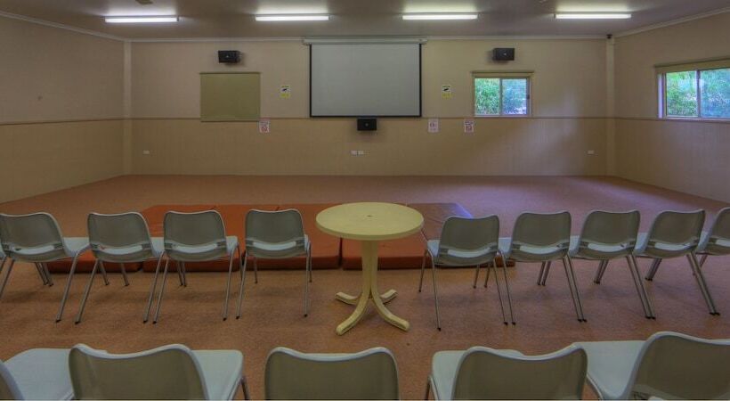 Отель Lakesea Park