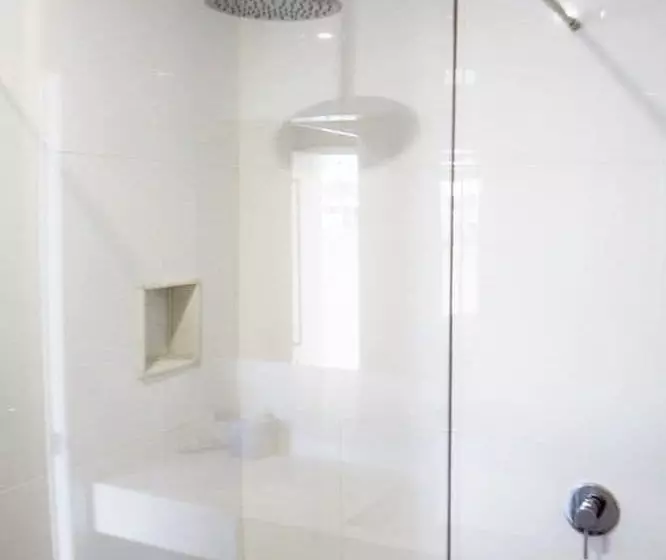 مُتل Western Heritage Motor Inn