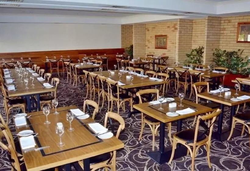 مُتل Western Heritage Motor Inn