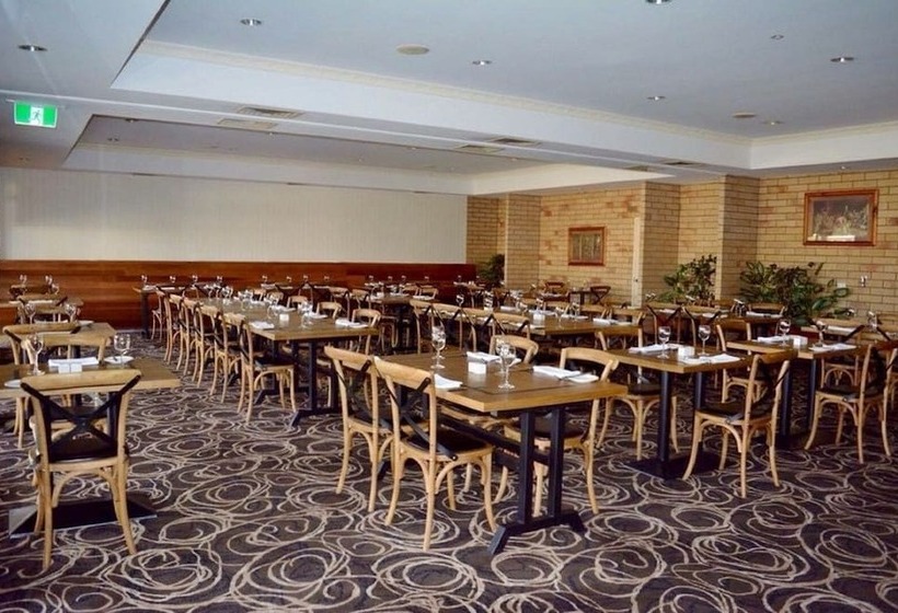 مُتل Western Heritage Motor Inn