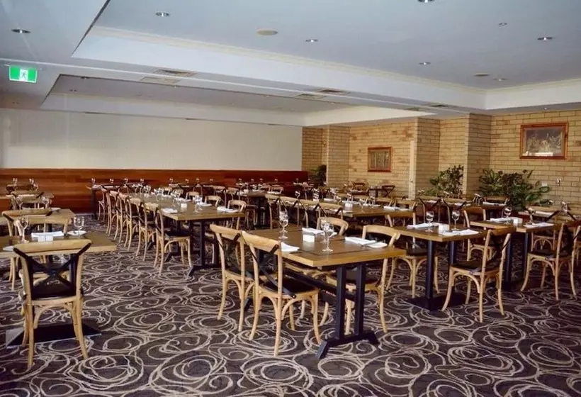 مُتل Western Heritage Motor Inn