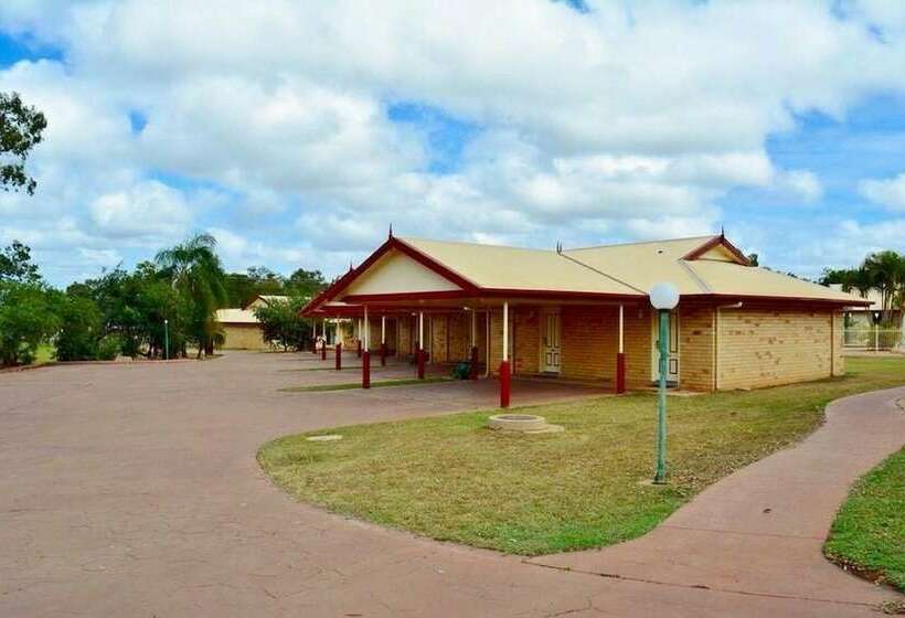 مُتل Western Heritage Motor Inn