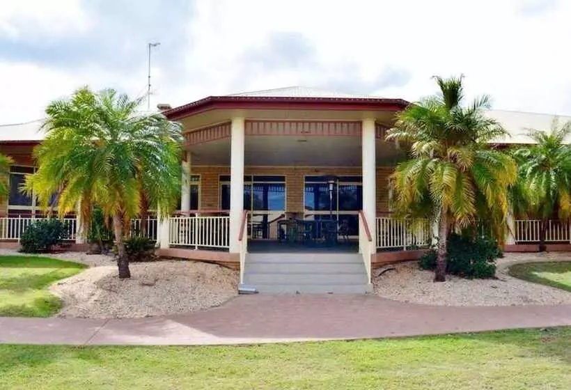 مُتل Western Heritage Motor Inn