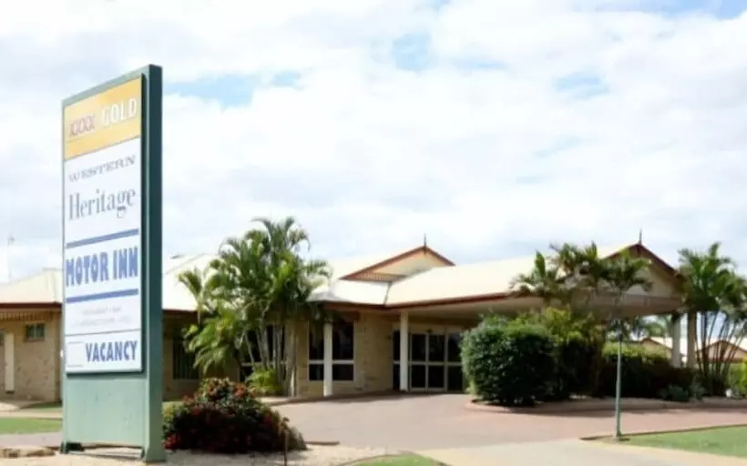 مُتل Western Heritage Motor Inn