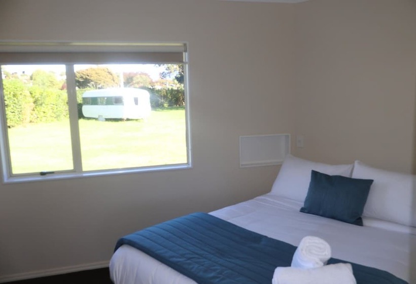 منتجع Pohara Beach Top 10 Holiday Park