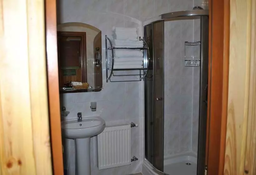 هتل Kompleks Otdykha Elki Palki