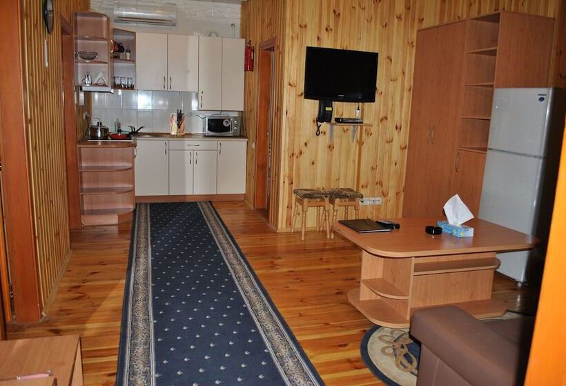 Szálloda Kompleks Otdykha Elki Palki