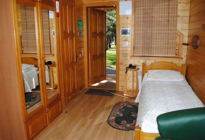 هتل Kompleks Otdykha Elki Palki