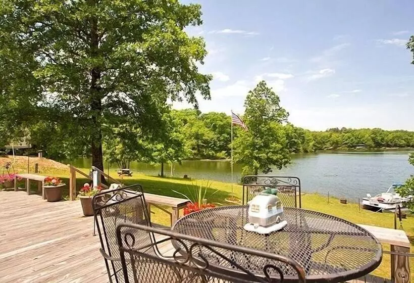 Hotelli Natchez Trace Rv Campground