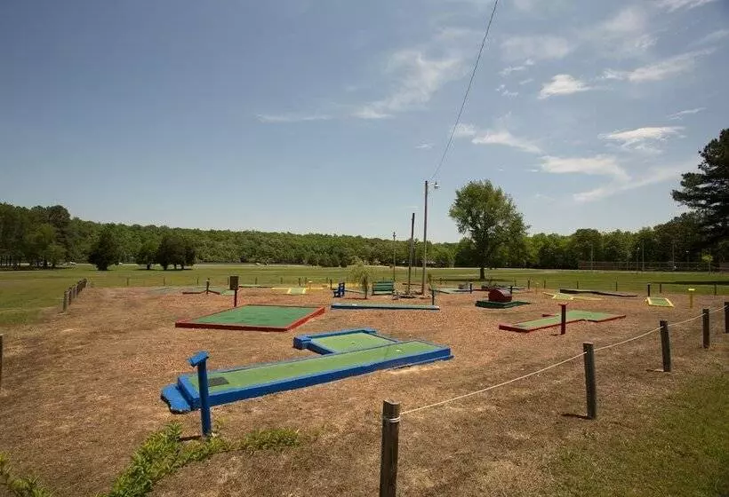 Hotelli Natchez Trace Rv Campground