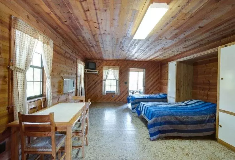 Hotelli Natchez Trace Rv Campground