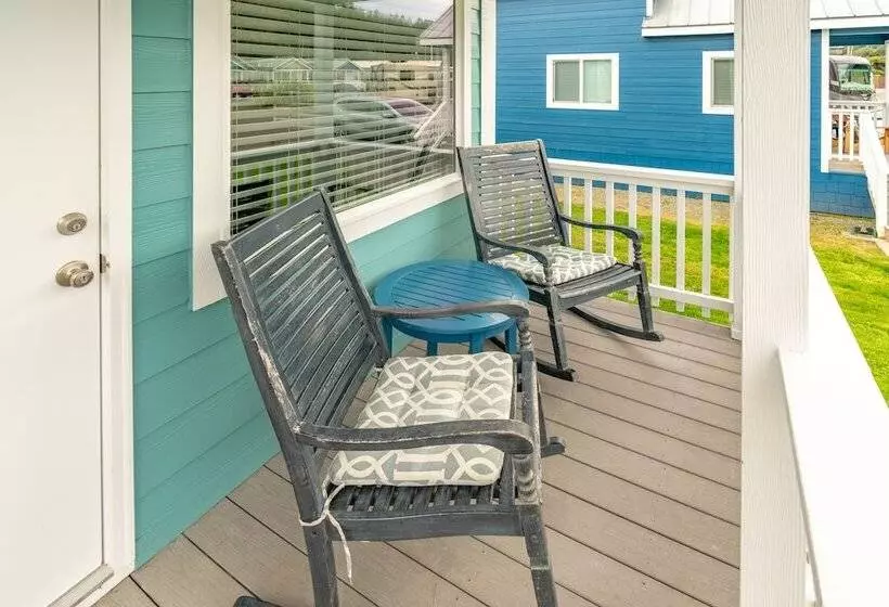 Hotelli Oceanside Beachfront Rv Resort