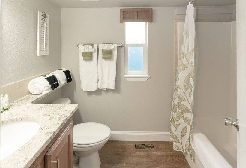 Hotel Oceanside Beachfront Rv Resort