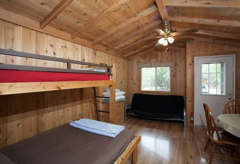 Medina Lake Rv Campground