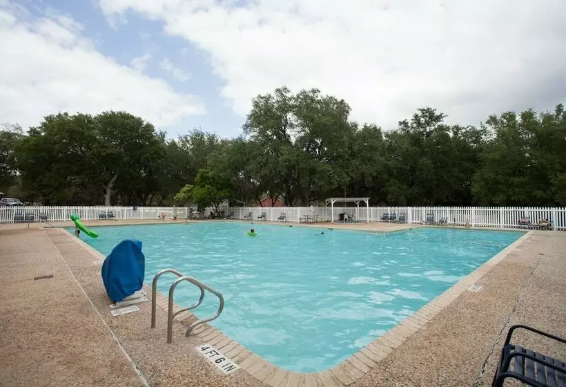 Medina Lake Rv Campground