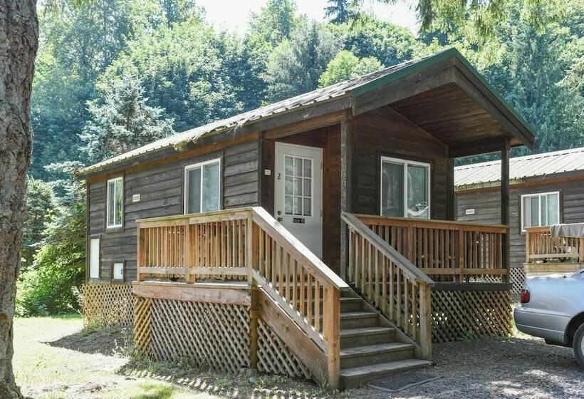 Thunderbird Rv & Camping Resort