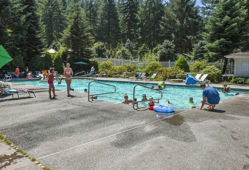 Thunderbird Rv & Camping Resort