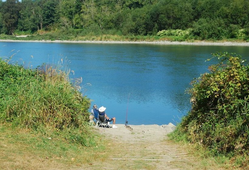 Thunderbird Rv & Camping Resort