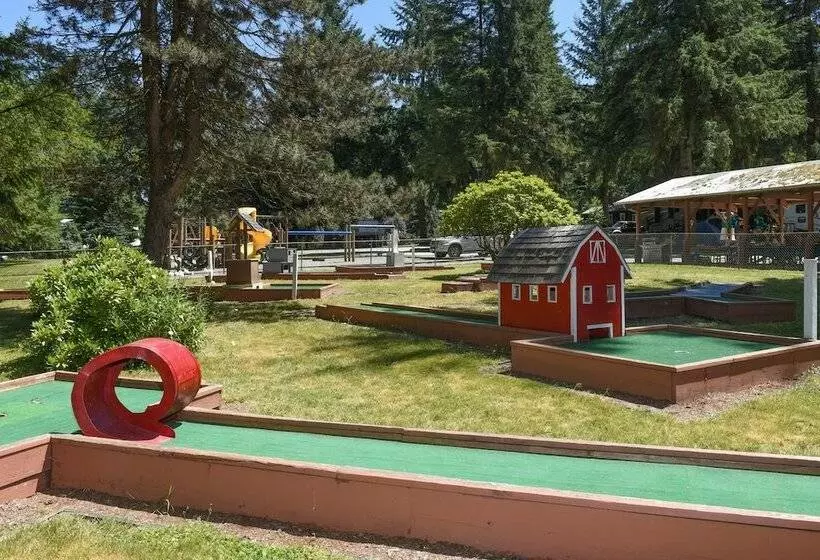 Thunderbird Rv & Camping Resort