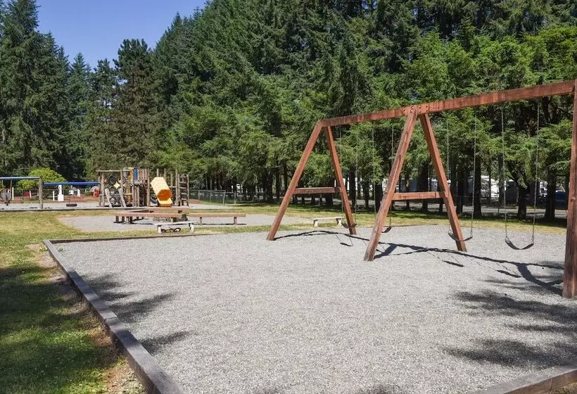 Thunderbird Rv & Camping Resort