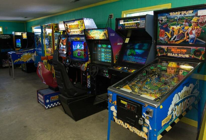 Twin Lakes Rv & Camping Resort