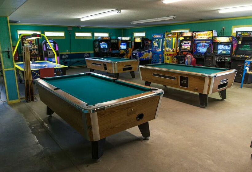 Twin Lakes Rv & Camping Resort