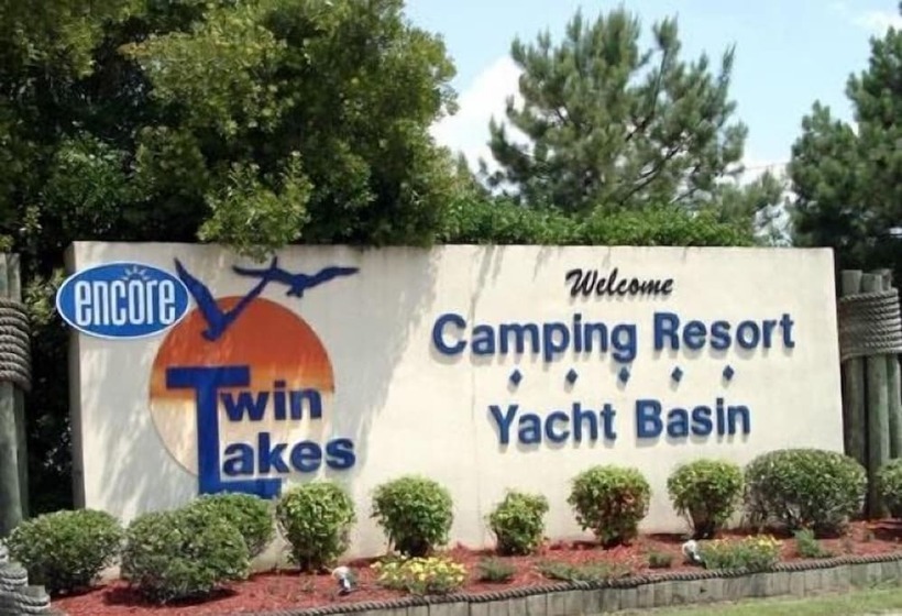 Twin Lakes Rv & Camping Resort