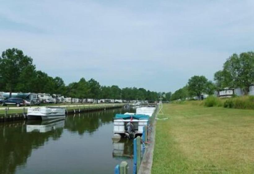 Twin Lakes Rv & Camping Resort