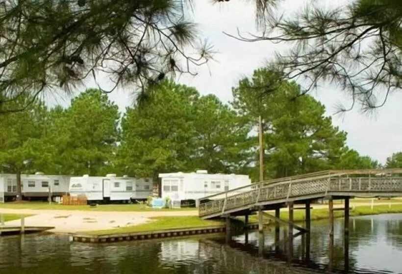 Twin Lakes Rv & Camping Resort