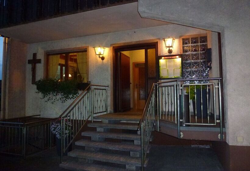 Gasthof Hotel Rebstock