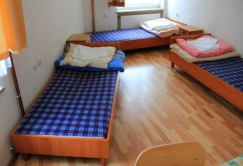 Hostel Firlik