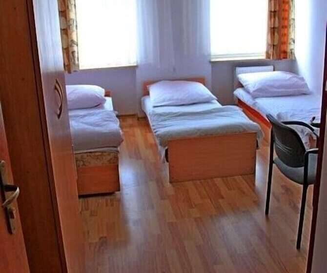 Hostel Firlik