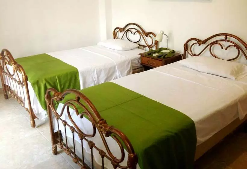 ホテル El Patio Suites Ii