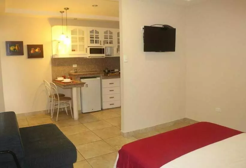 ホテル El Patio Suites Ii