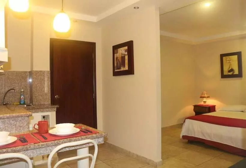 ホテル El Patio Suites Ii