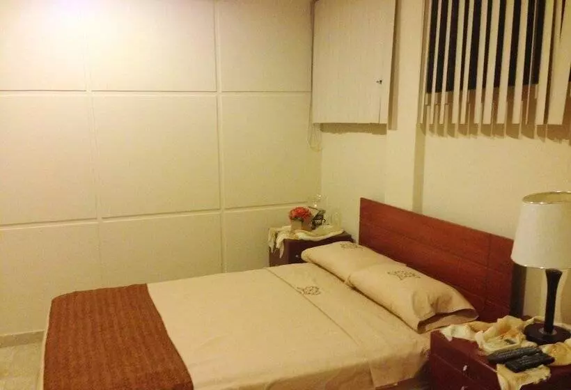 ホテル El Patio Suites Ii