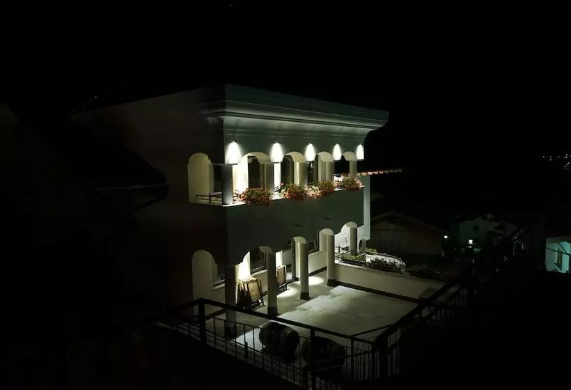 Hotelli Haus Sonnenterrasse