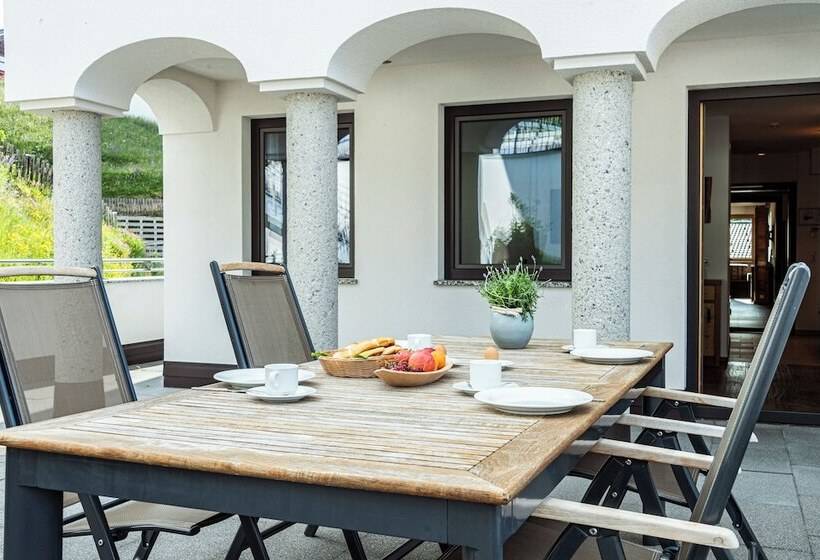 هتل Haus Sonnenterrasse