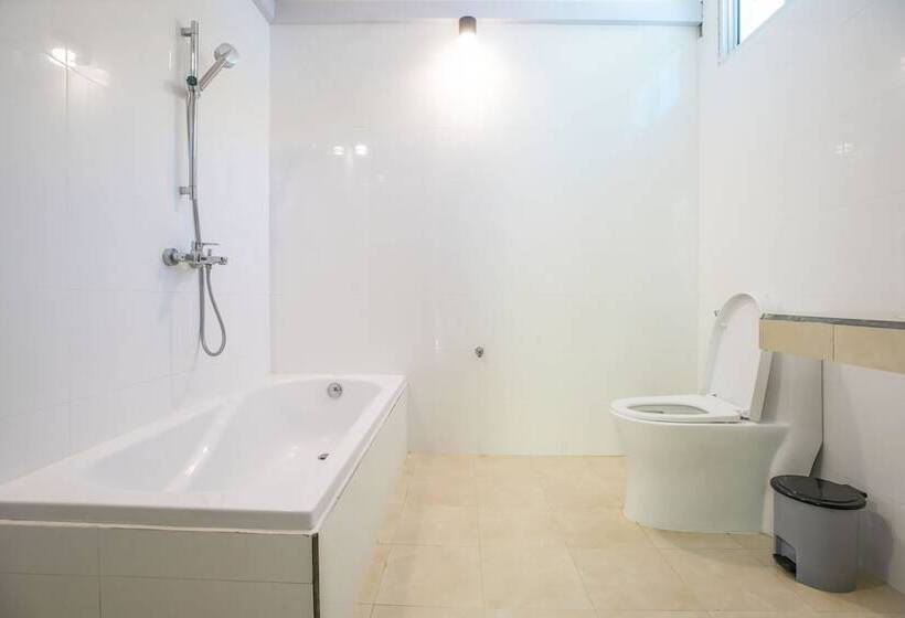 پانسیون Royal Inn Rasdhoo