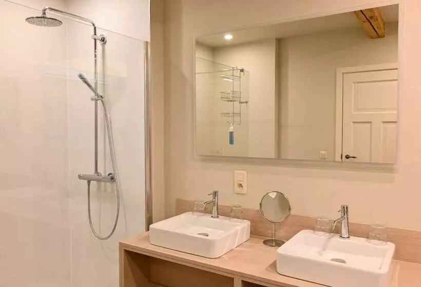 ペンション Wellness B&b De Zevenslaper