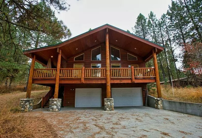 Cascade Multifamily Cabin By Casago Mccall  Donerightmanagement