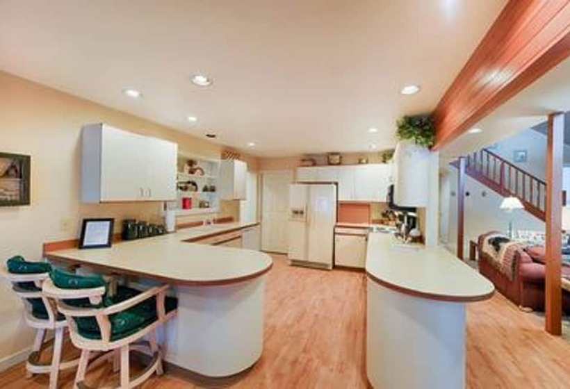 Evergreen House By Casago Mccall  Donerightmanagement