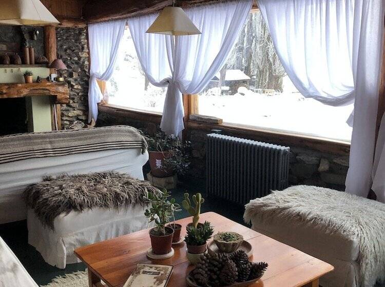 فندق Valle Del Carrileufu